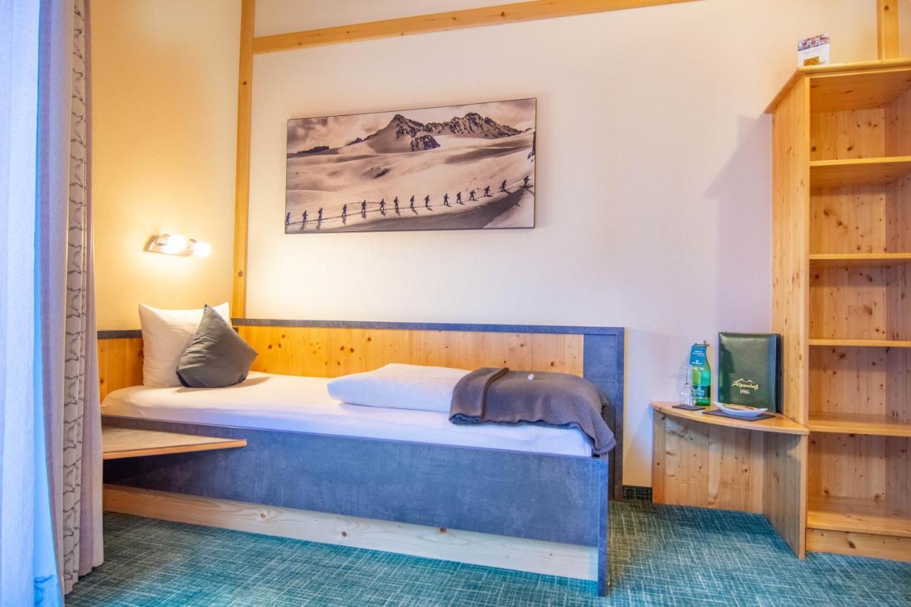 Hotel Garni Alpenhof Ischgl Esterno foto