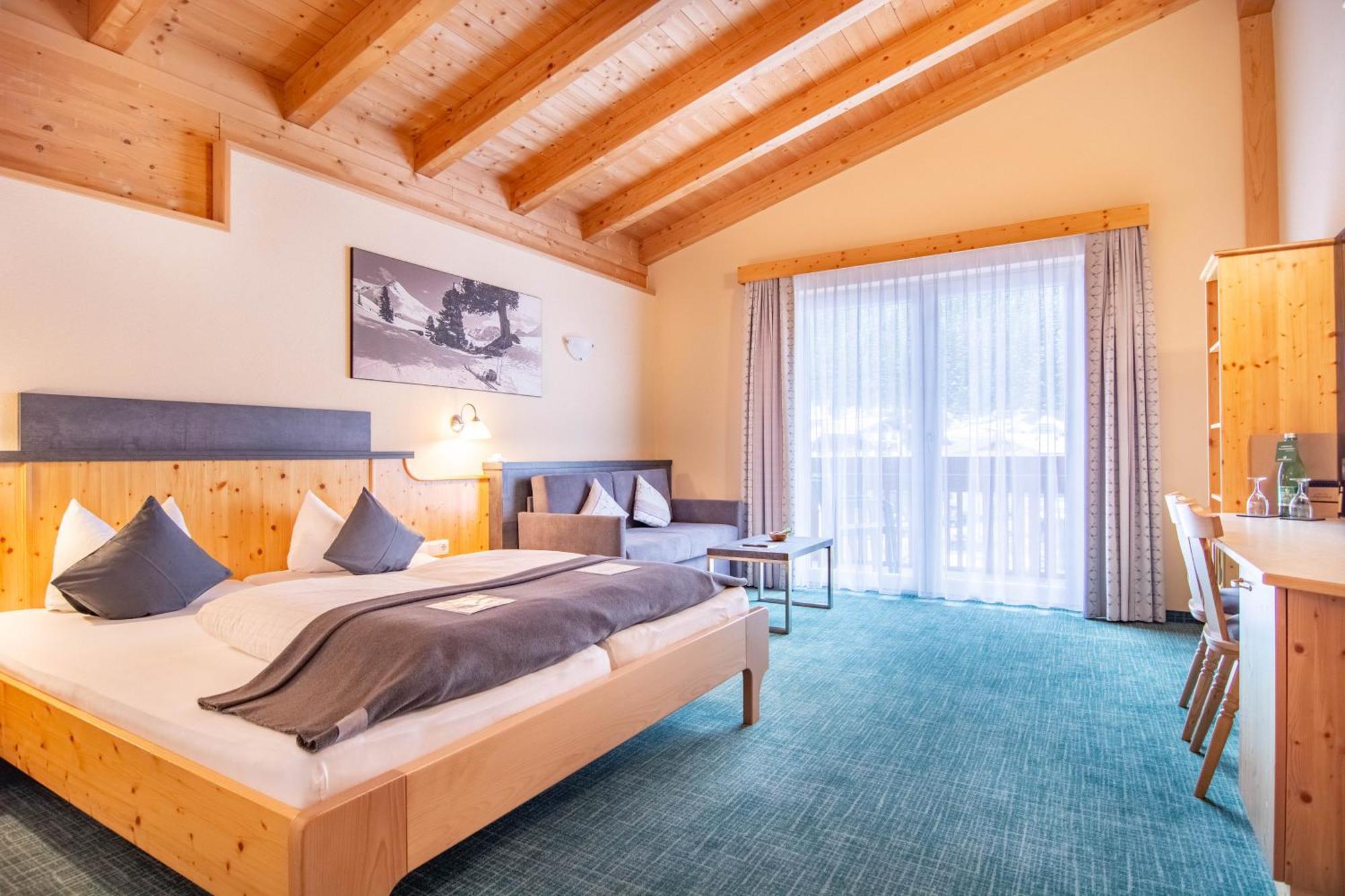 Hotel Garni Alpenhof Ischgl Esterno foto